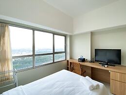 Serene Stay Studio At Springlake Summarecon Bekasi Apartment