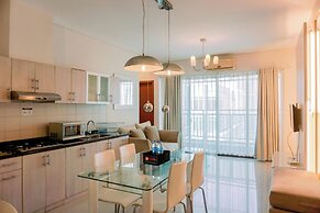 Elegant And Strategic 2Br Apartment At Thamrin Residence