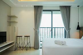 Cozy And Homey Studio At Bintaro Embarcadero Apartment