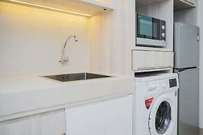 Cozy And Homey Studio At Bintaro Embarcadero Apartment