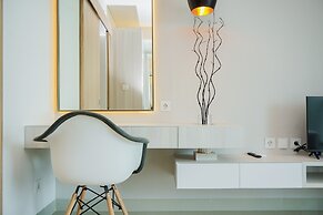 Cozy And Homey Studio At Bintaro Embarcadero Apartment