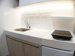 Relaxing Studio At The Alton Apartment