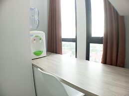 Relaxing Studio At The Alton Apartment