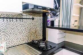 Comfort And Warm Studio At Serpong Greenview Apartment