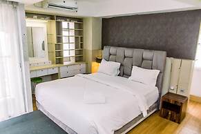 Comfort And Warm Studio At Serpong Greenview Apartment