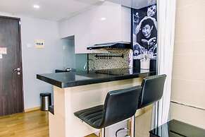 Comfort And Warm Studio At Serpong Greenview Apartment