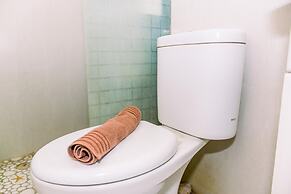 Comfort And Warm Studio At Serpong Greenview Apartment