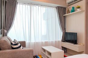 Comfort And Best Deal Studio At Grand Kamala Lagoon Apartment