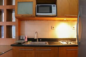 Cozy Living And Modern 2Br Puri Garden Apartment
