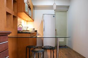 Cozy Living And Modern 2Br Puri Garden Apartment