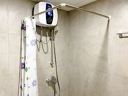 Minimalist And Strategic Studio At Pollux Chadstone Apartment