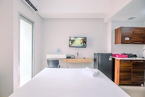 Cozy And Modern Look Studio Transpark Juanda Bekasi Timur Apartment