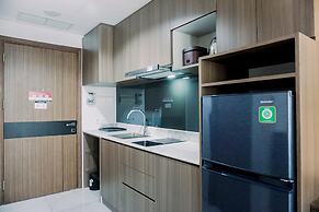 Homey And Comfortable 1Br At The Smith Alam Sutera Apartment