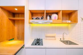 Cozy Living Studio Room Royal Sentul Park Apartment