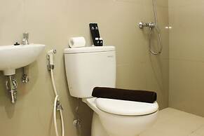 Elegant Studio At Azalea Suites Apartment