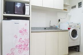 Modern 2Br Apartment At Pavilion Permata