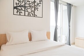 Minimalist And Cozy Studio West Vista Apartment