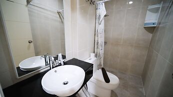Best Location And Tidy 2Br Apartment At Trillium Residence