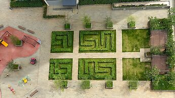 Good Choice And Homey Studio At Daan Mogot City Apartment