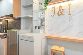 Relaxing And Comfy Studio Sunter Park View Apartment