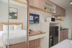 Warm And Minimalist Studio Transpark Bintaro Apartment