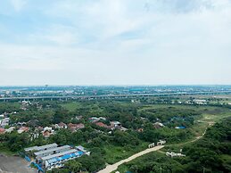 Cozy Living And Comfort 3Br Meikarta Apartment