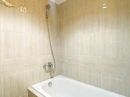 Modern Look 1Br Vasanta Innopark Apartment