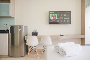 Strategic And Comfy Studio Menteng Park Apartment