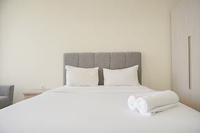Strategic And Comfy Studio Menteng Park Apartment