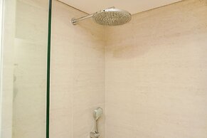 Modern Look And Nice 2Br Gold Coast Apartment Near Pik