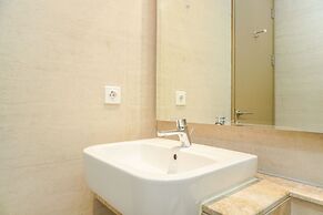 Modern Look And Nice 2Br Gold Coast Apartment Near Pik