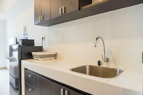 Comfortable And Well Design Studio Tokyo Riverside Pik 2 Apartment