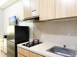 Serene Designed Studio Transpark Juanda Bekasi Timur Apartment
