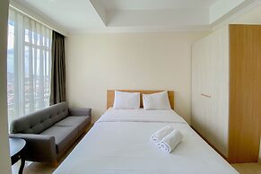 Modern Look Studio Room Menteng Park Apartment