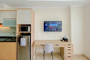 Modern Look Studio Room Menteng Park Apartment