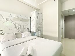 Minimalist And Nice Studio At Vasanta Innopark Apartment