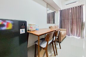 Good And Homey 2Br At Parkland Avenue Apartment