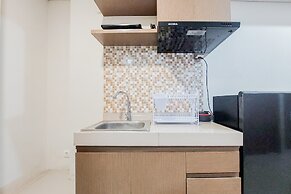 Good And Homey 2Br At Parkland Avenue Apartment