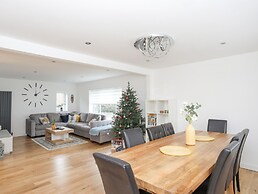 Clydfan, No 1 Trearddur Road