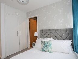 Clydfan, No 1 Trearddur Road