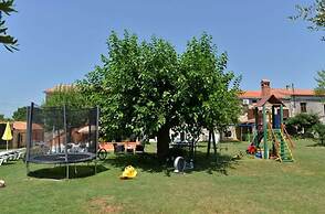 Stanza Diniano - With Pool - 1 - R1 Lavanda