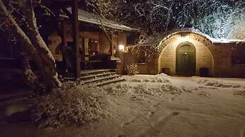 Bogdan - Countryside With hot tub - R2