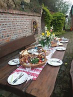 Bogdan - Countryside With hot tub - R2