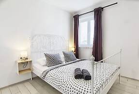 Boutique Rooms - With Pool - 5 - R202