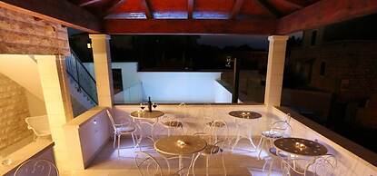 Boutique Rooms - With Pool - 7 - R301