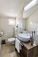 Boutique Rooms - With Pool - 8 - R302