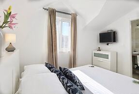 Boutique Rooms - With Pool - 8 - R302