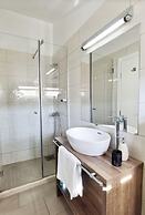 Boutique Rooms - With Pool - 9 - R303