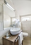 Boutique Rooms - With Pool - 9 - R303