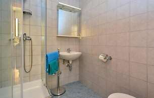 Marija - Rooms With Pool - R2